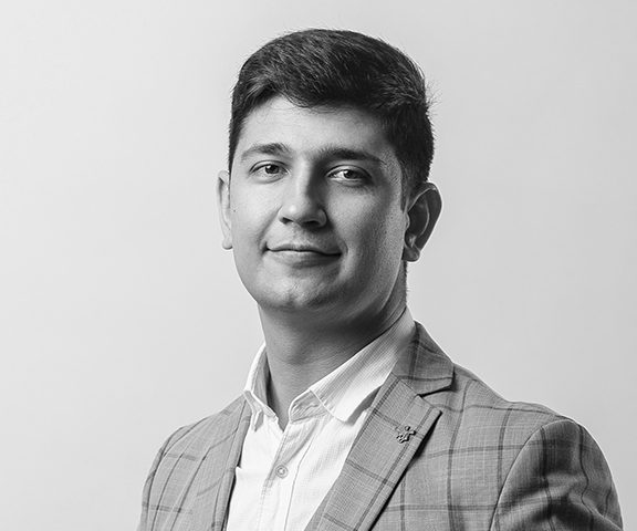 Дмитрий Власов